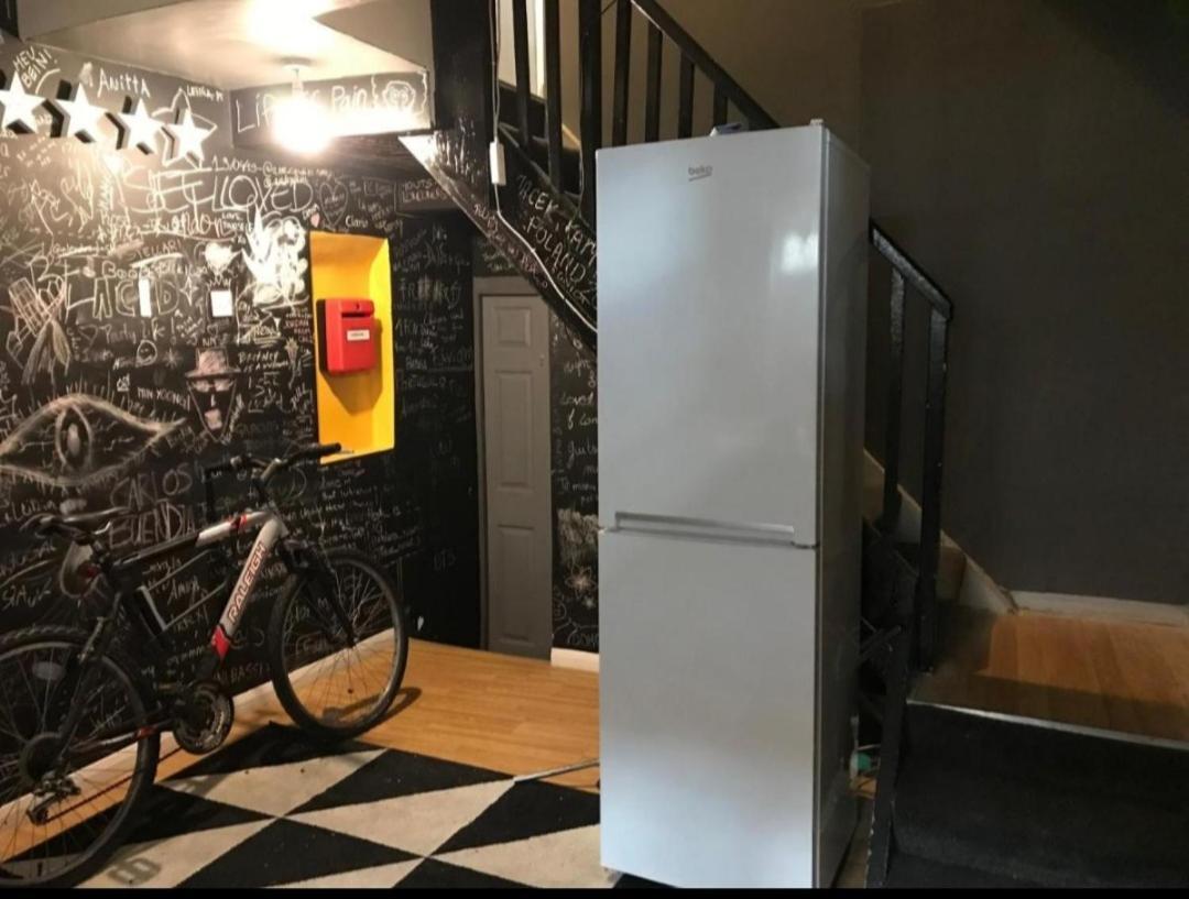 Single Room With Underbed 8 London Ngoại thất bức ảnh