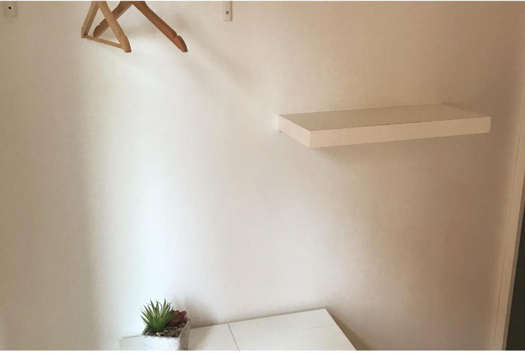 Single Room With Underbed 8 London Ngoại thất bức ảnh